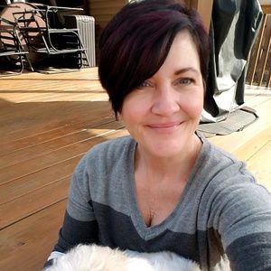 Meet your Posher, Julie